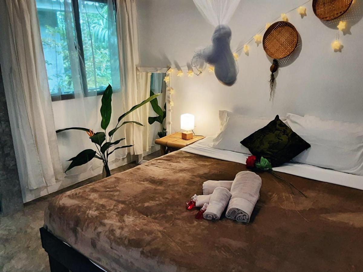 Feel Home No 3 Private House 2Br Hinkong Luaran gambar